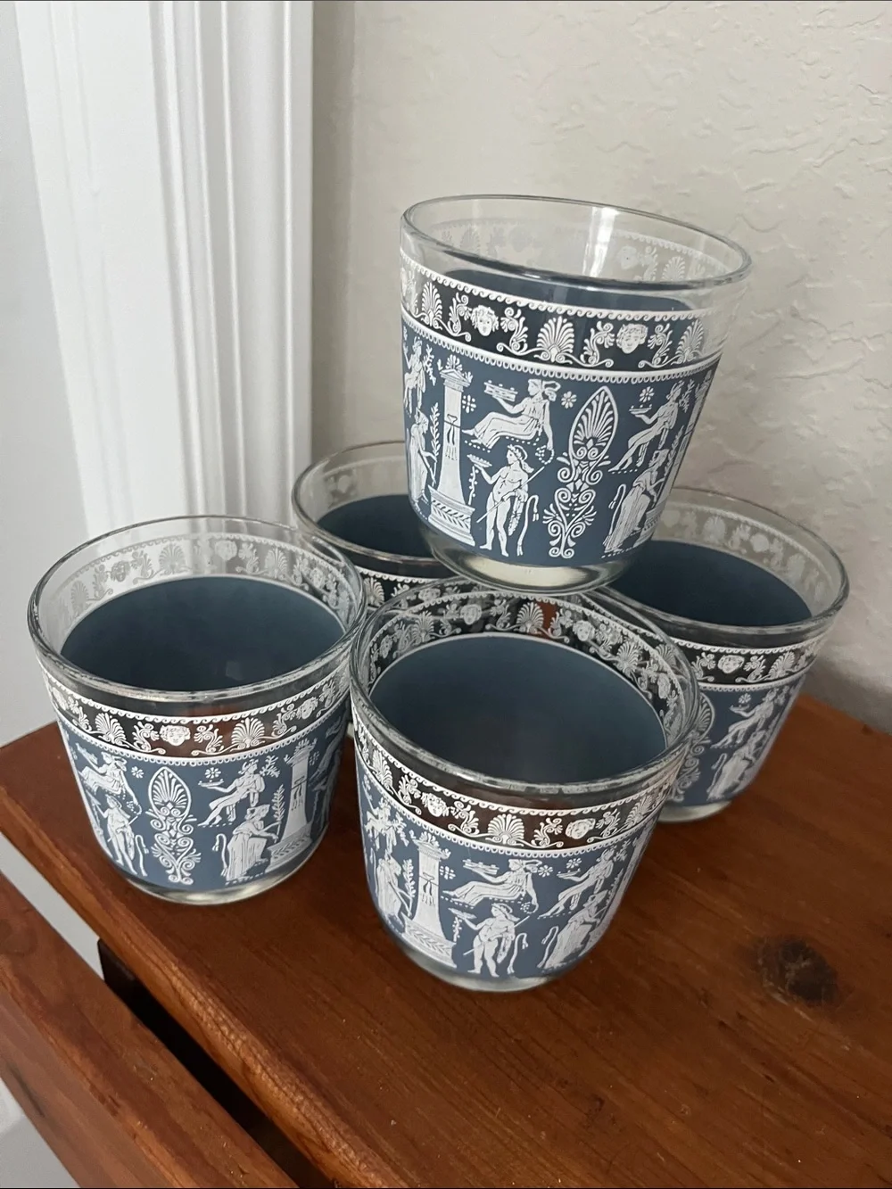 Jeannette Glass Grecian Jasperware Blue and White Classical Motif Glasses (5)